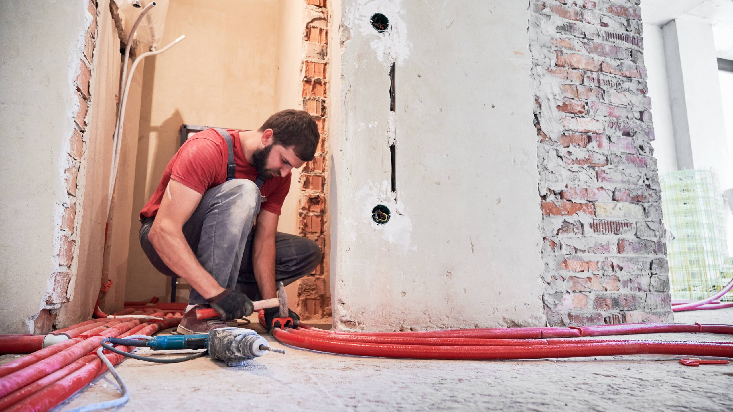 Woningcrisis dijt uit: na nieuwbouw zit ook renovatie in het slop