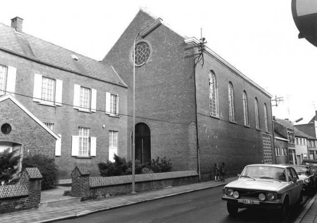 165 jaar oude kapel van Karmelietessenklooster na renovatie omgevormd tot vijf wooneenheden